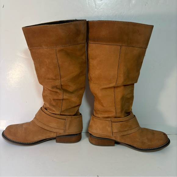 ALDO 7 Tall Knee Pull on boots low heel suede strap & buckle detail pre-LOVED - Picture 5 of 15